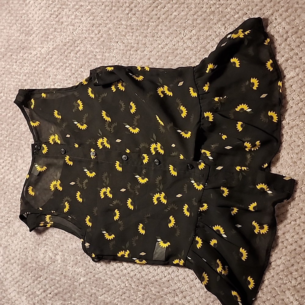 Insync sleeveless blouse - Picture 2 of 5
